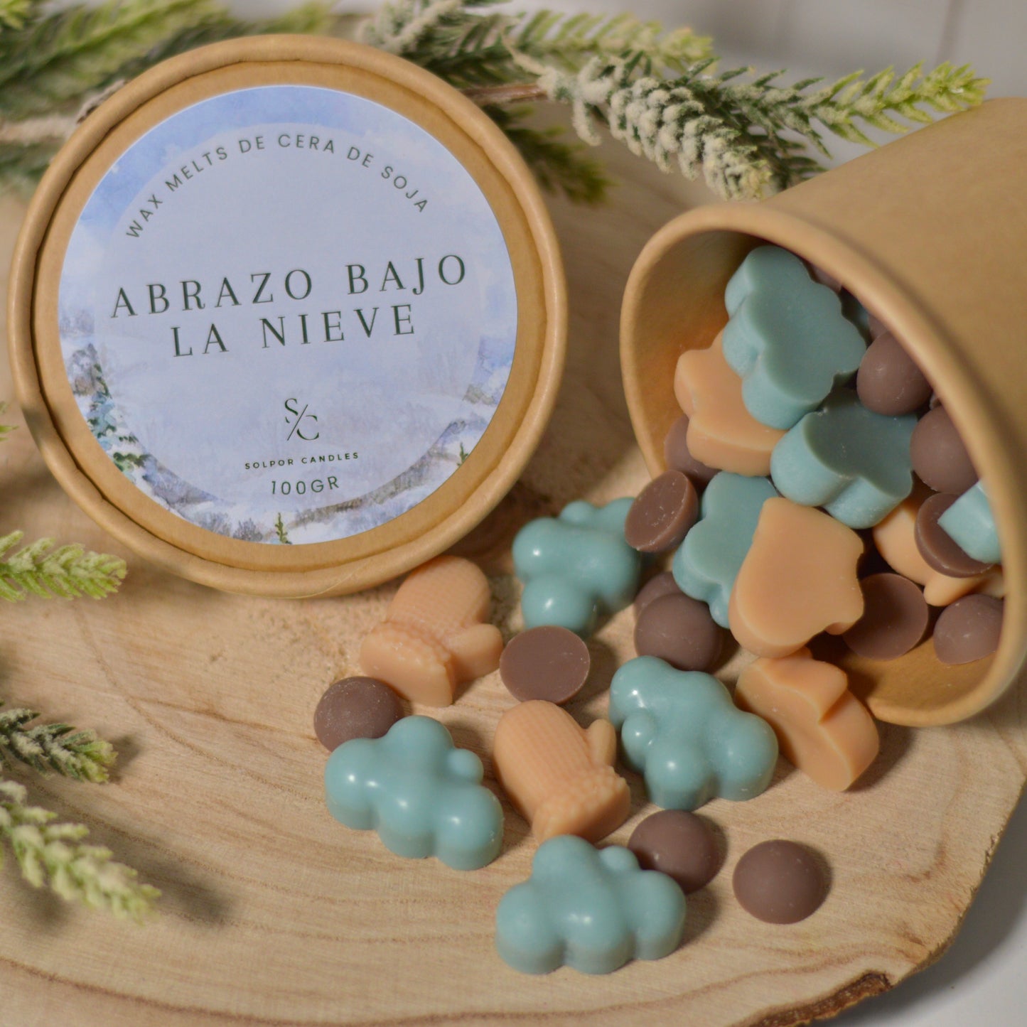 Wax melts · Abrazo bajo la nieve