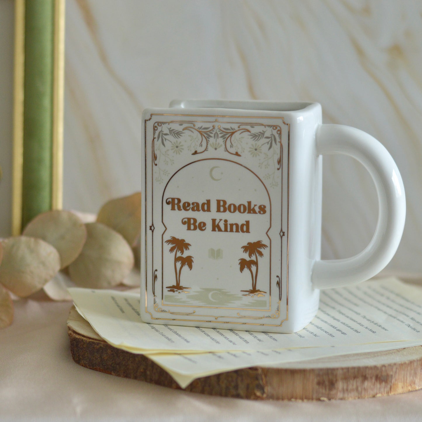 Taza · Read Books, Be Kind